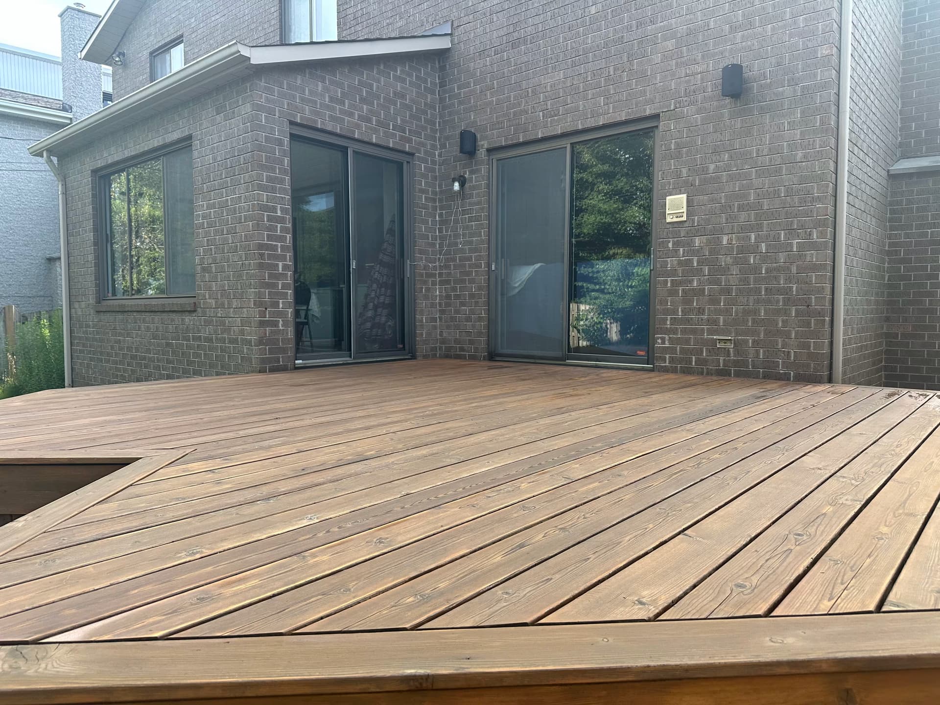 Deck stained with Natural Cedartone