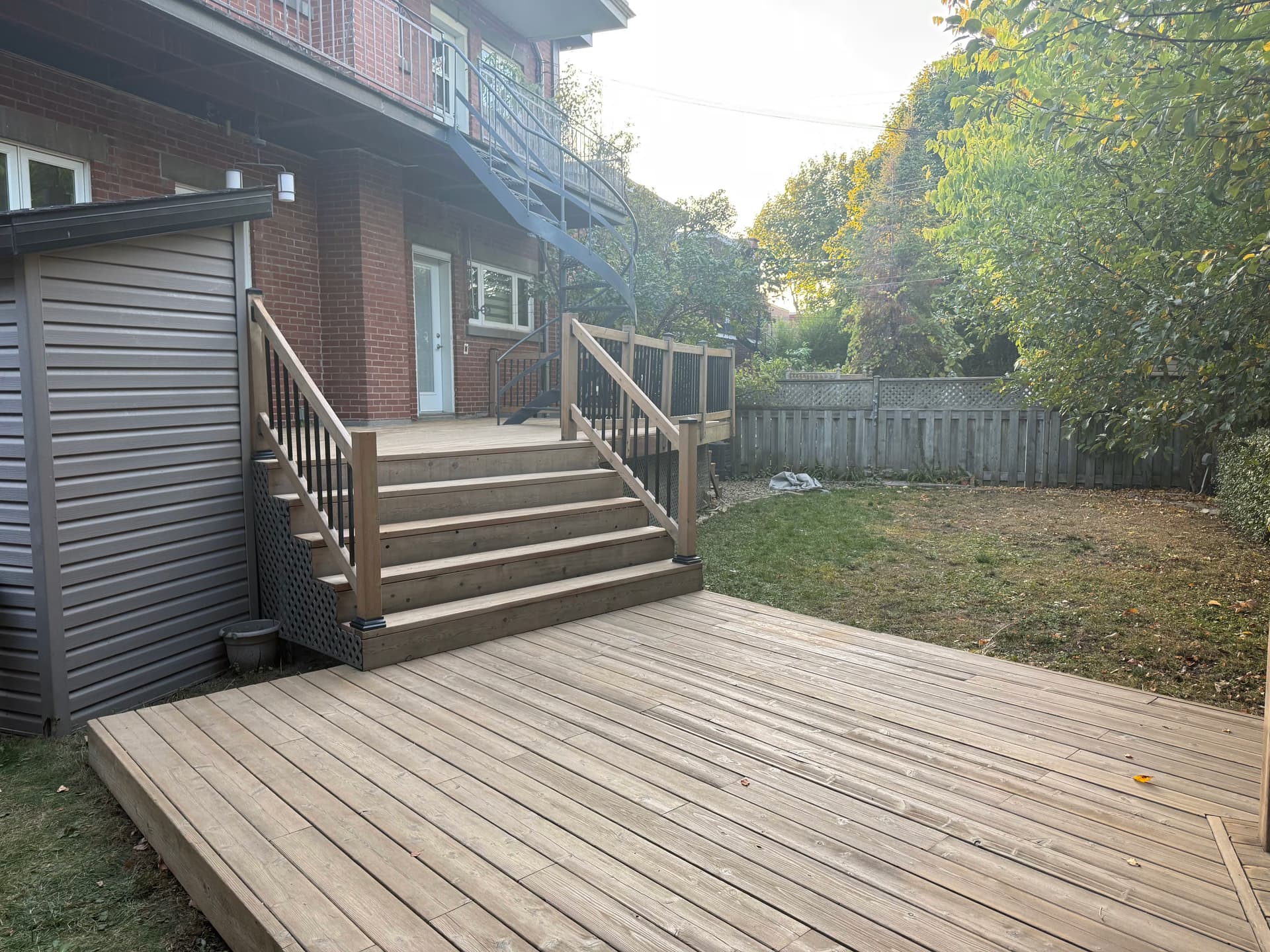 Deck stained with Maple Sugar